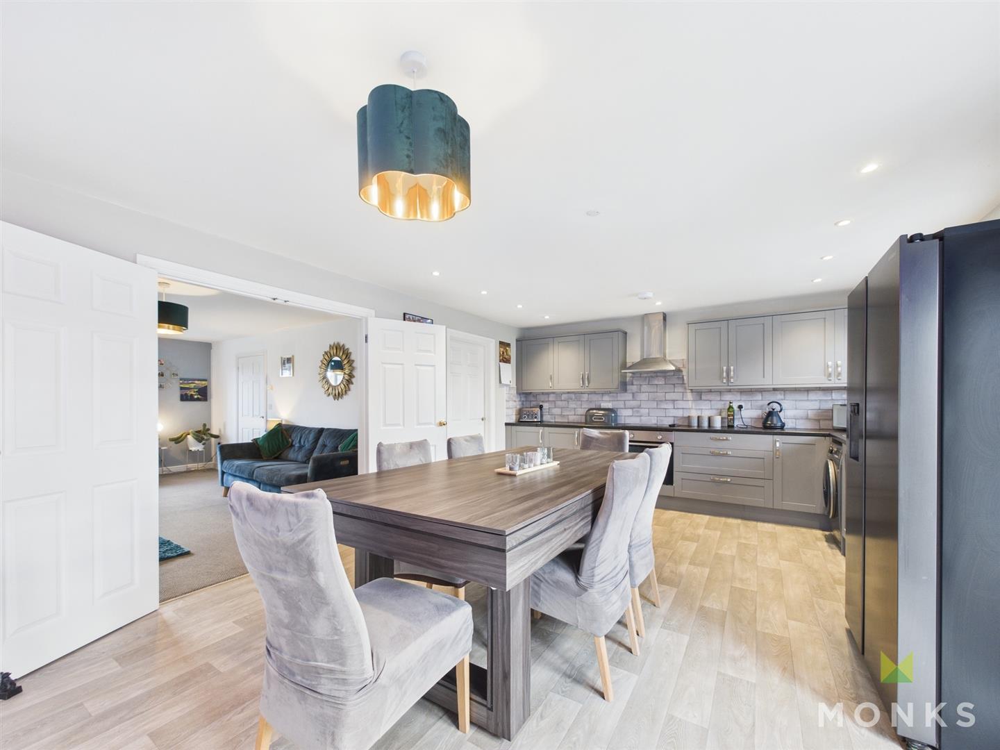 Drays House Aston Road, Wem, SY4 5JE SSTC Drays House Aston Road, Wem, SY4 5JE SSTC